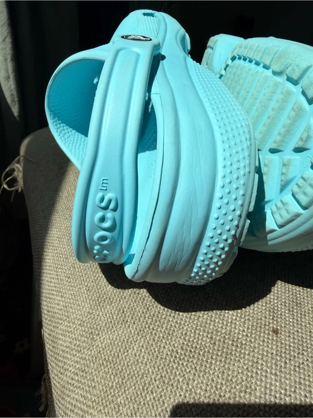 ⚡ Make a Splash in Turbo Teal! Authentic Crocs Classic Clogs (Size M11)